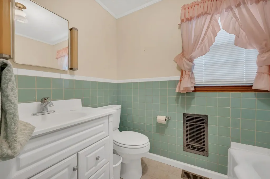 3355 Highway 47 North White Bluff TN 37187