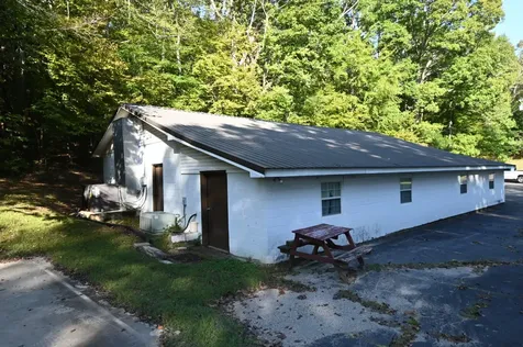 2222 Waynesboro Highway Hohenwald TN 38462