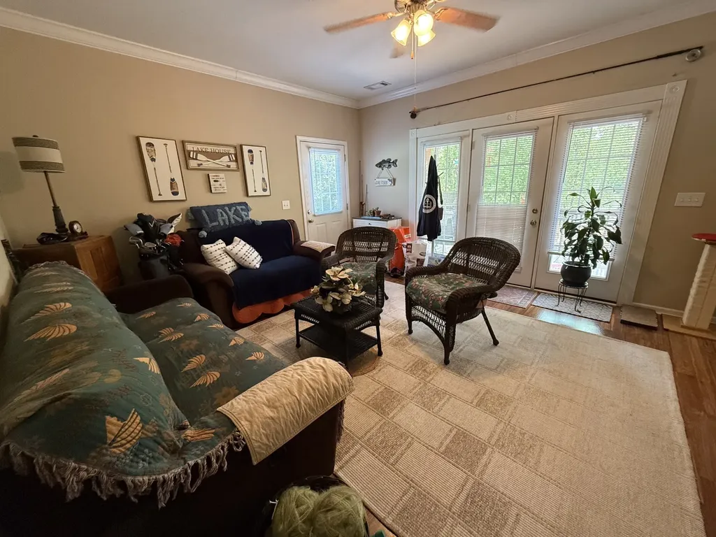 260 Willow Lane Hartsville TN 37074