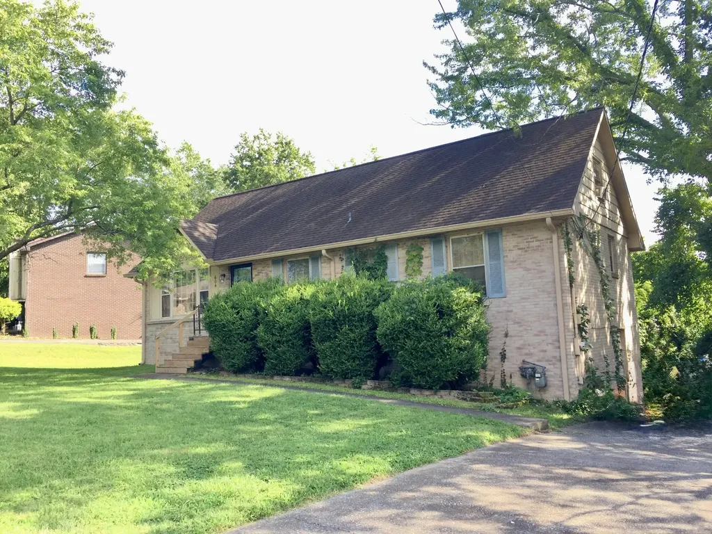 604 Netherlands Drive Hermitage TN 37076