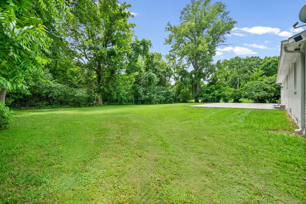 726 Needmore Road Clarksville TN 37040