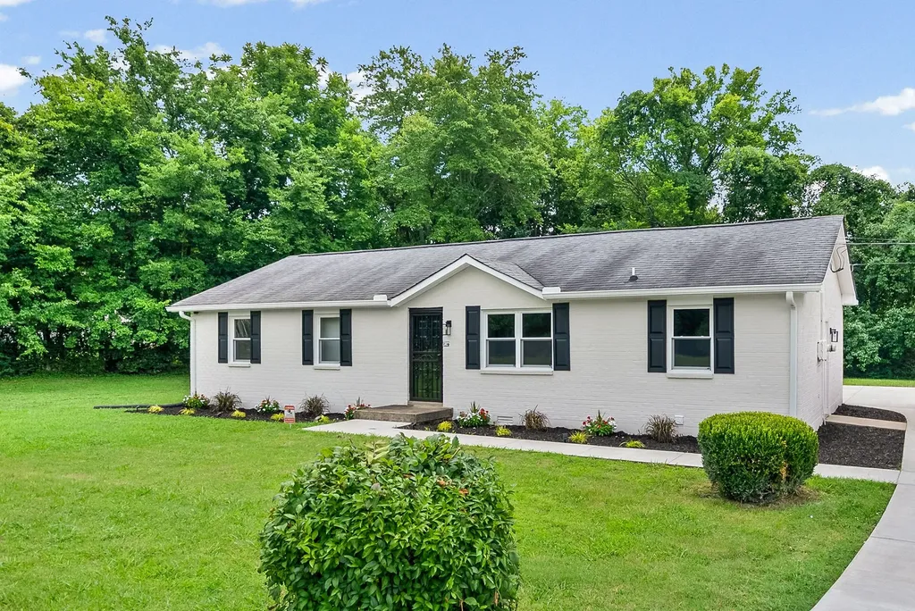 726 Needmore Road Clarksville TN 37040
