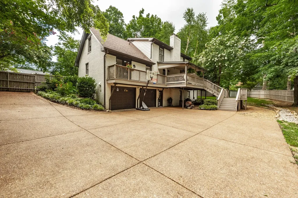 103 Longview Ridge Hendersonville TN 37075