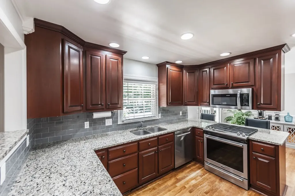 103 Longview Ridge Hendersonville TN 37075