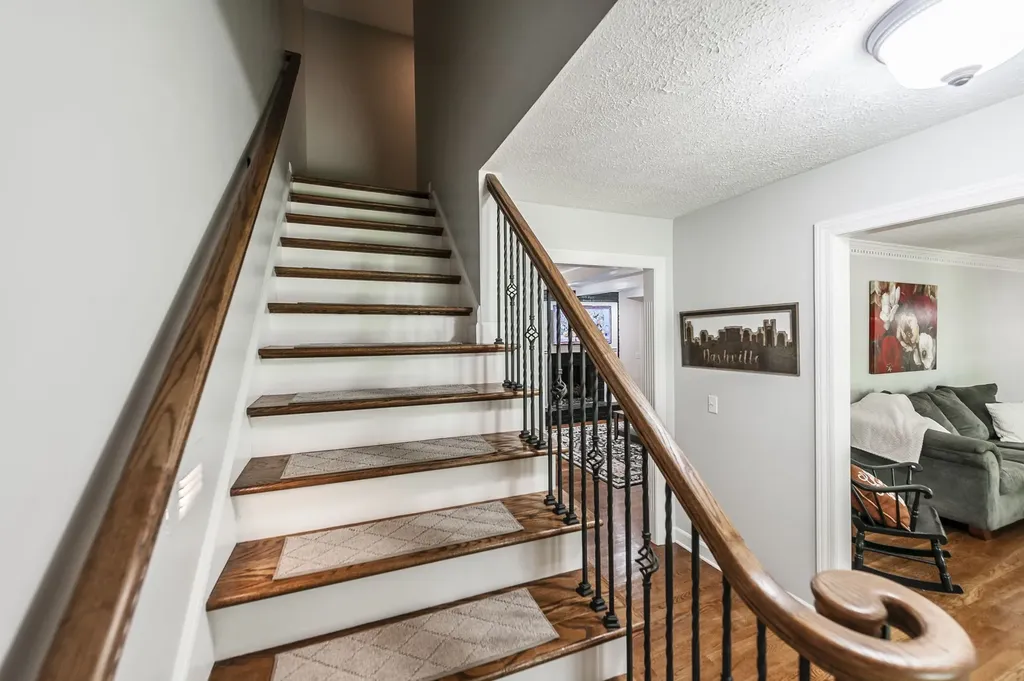 103 Longview Ridge Hendersonville TN 37075