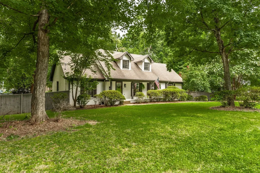 103 Longview Ridge Hendersonville TN 37075