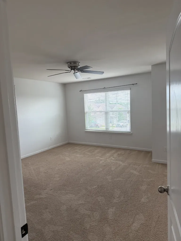 313 Nixon Way La Vergne TN 37086