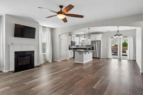 3438 Hyde Court Murfreesboro TN 37128