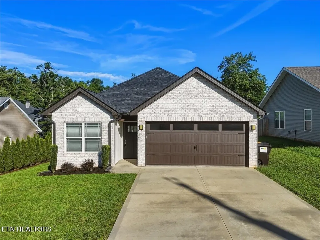 7727 Bell Stanley Road Powell TN 37849