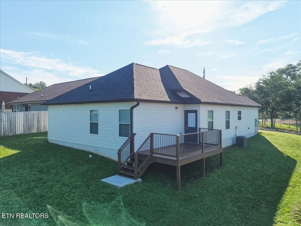 7727 Bell Stanley Road Powell TN 37849
