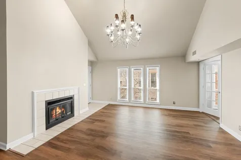 937 Russell Street Nashville TN 37206