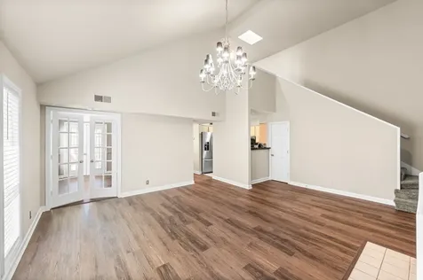 937 Russell Street Nashville TN 37206