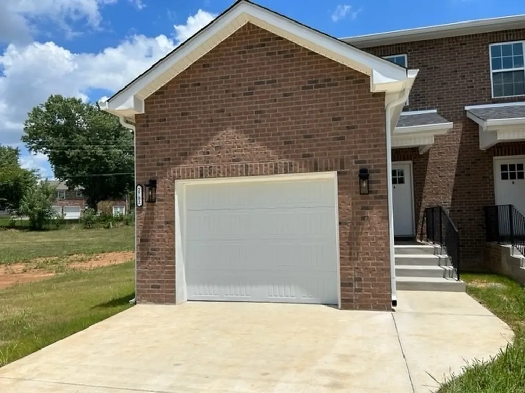 2702 E Copeland Court Clarksville TN 37042