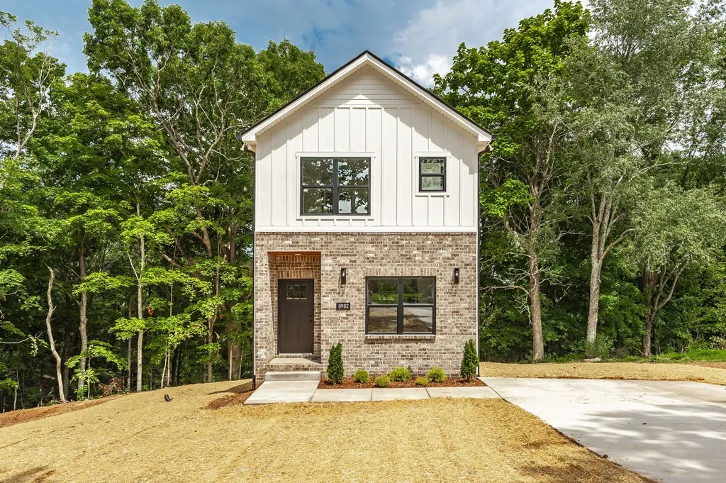 5982 Greer Road Goodlettsville TN 37072