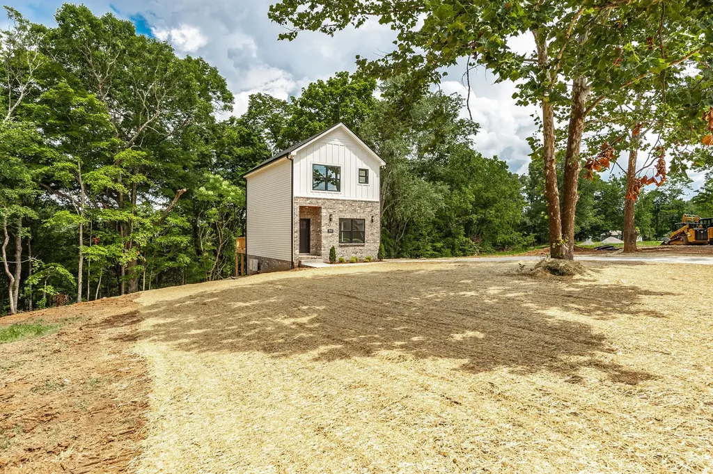 5982 Greer Road Goodlettsville TN 37072