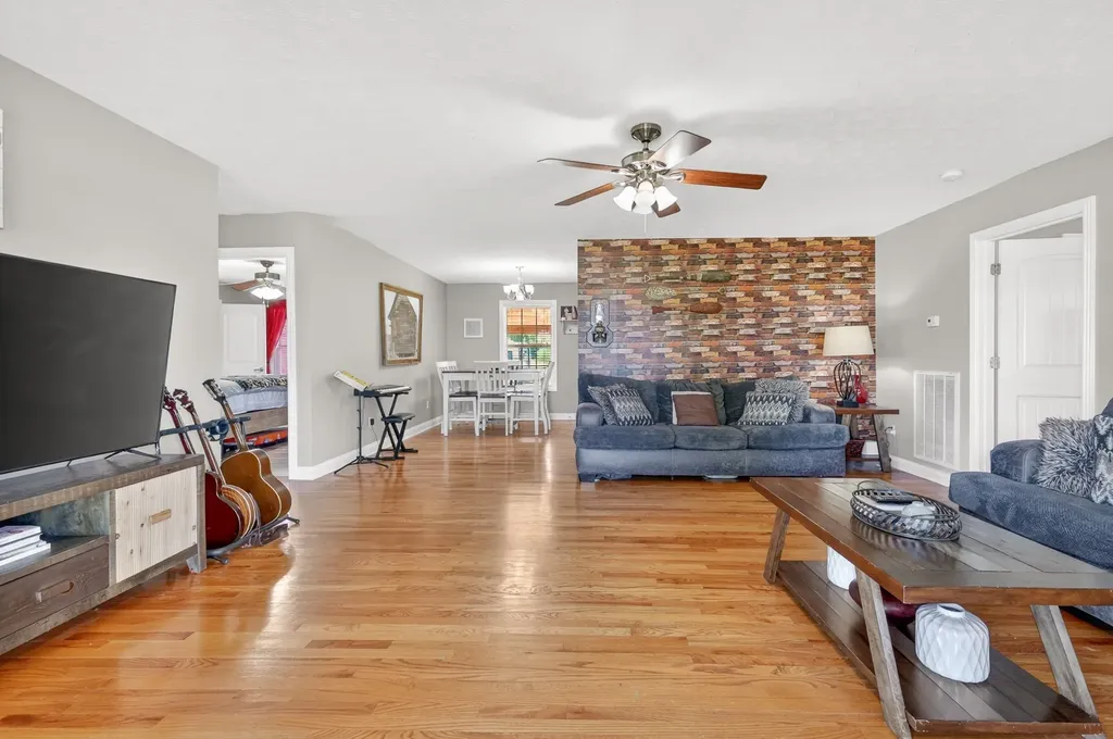 1014 Spire Way Drive Castalian Springs TN 37031