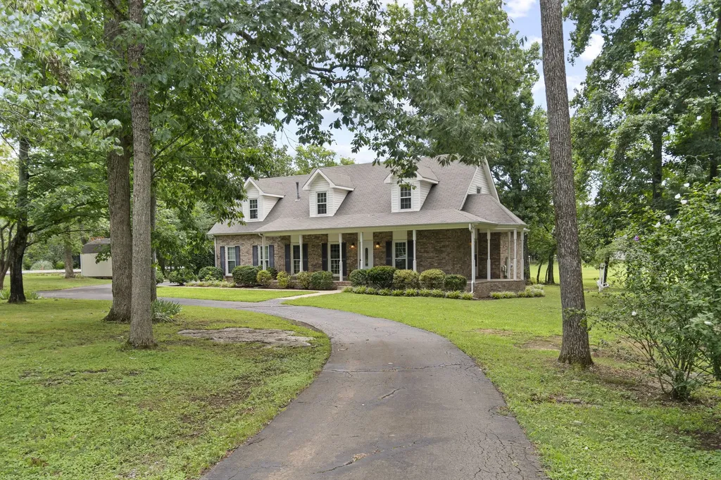 1052 Pleasant Run Road Smyrna TN 37167