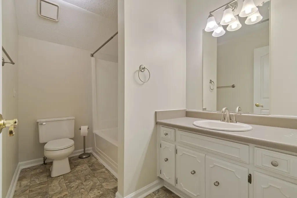 1052 Pleasant Run Road Smyrna TN 37167