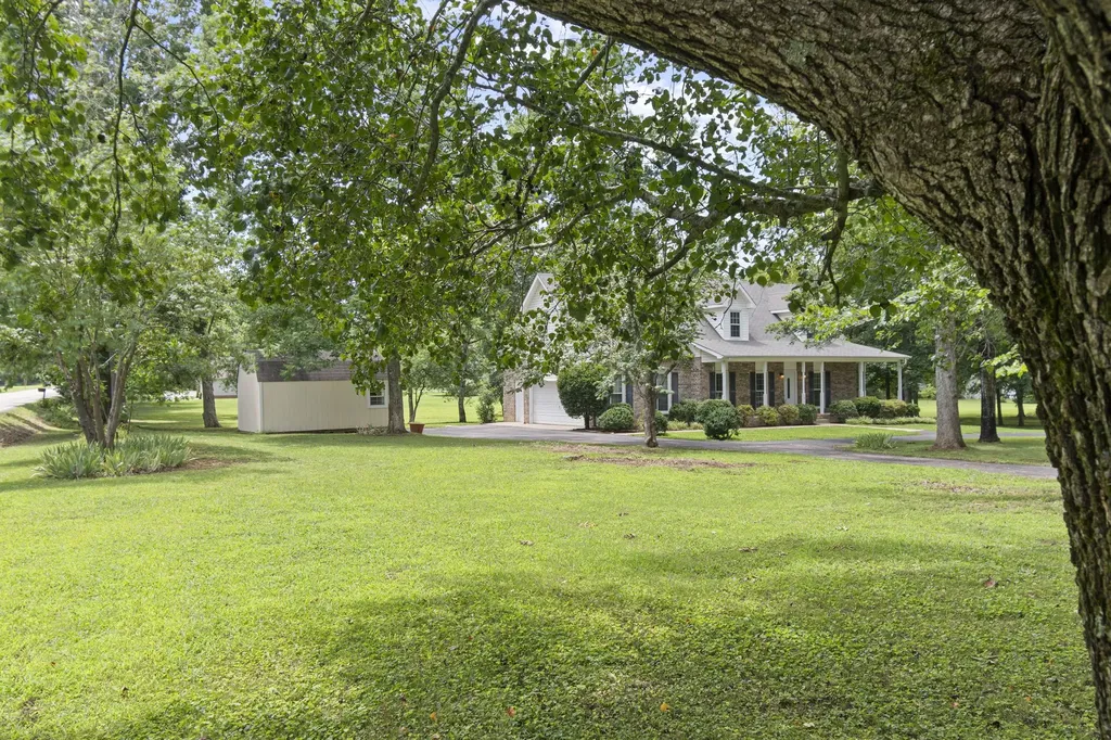 1052 Pleasant Run Road Smyrna TN 37167