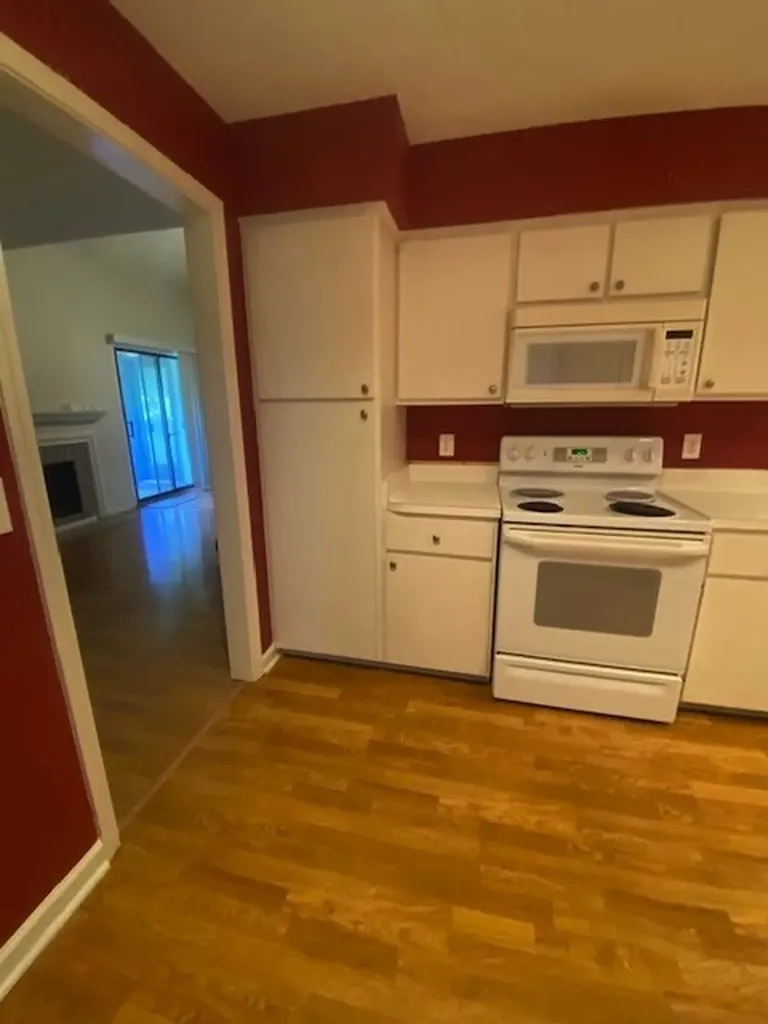 136 Hillsboro Place Nashville TN 37215