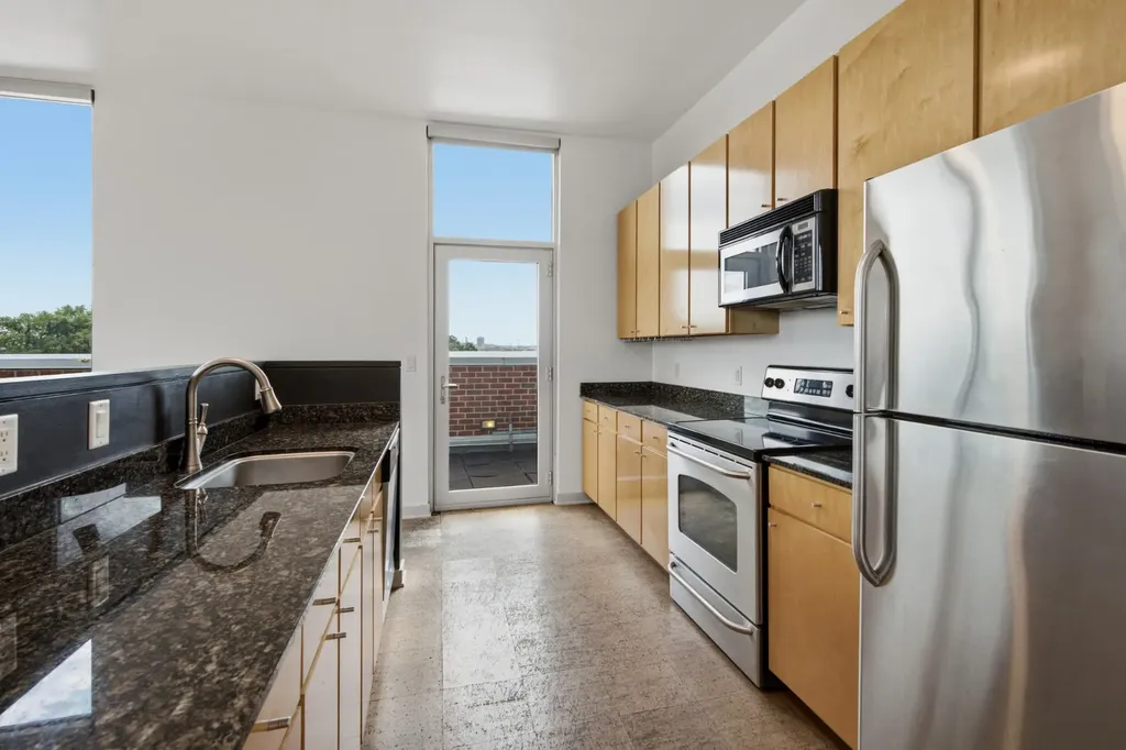 926 Woodland Street Nashville TN 37206