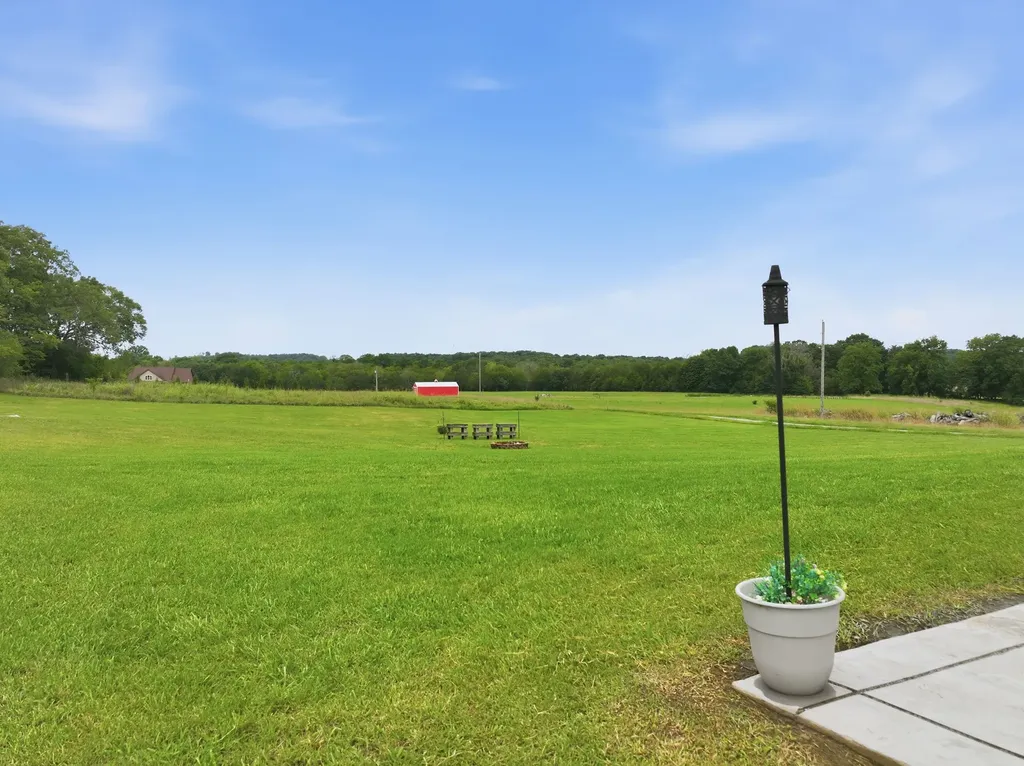 5490 Big Springs Road Lebanon TN 37090