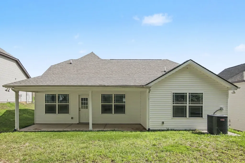 273 Green Hills Drive Springfield TN 37172
