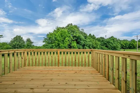 1442 East Piney Road Dickson TN 37055