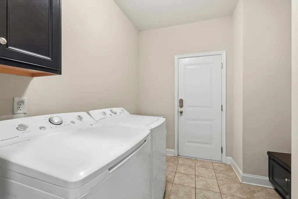 1045 Brixworth Drive Thompsons Station TN 37179