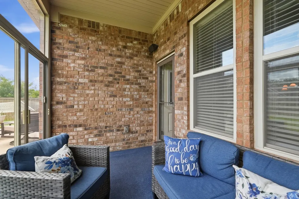 1045 Brixworth Drive Thompsons Station TN 37179