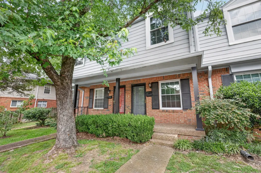 5510 Country Drive Nashville TN 37211