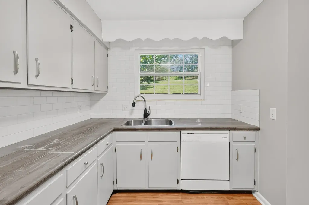 5510 Country Drive Nashville TN 37211