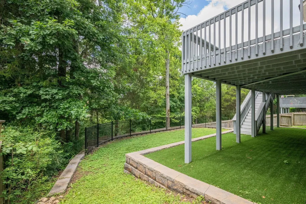 6716 Sugar Hill Drive Nashville TN 37211