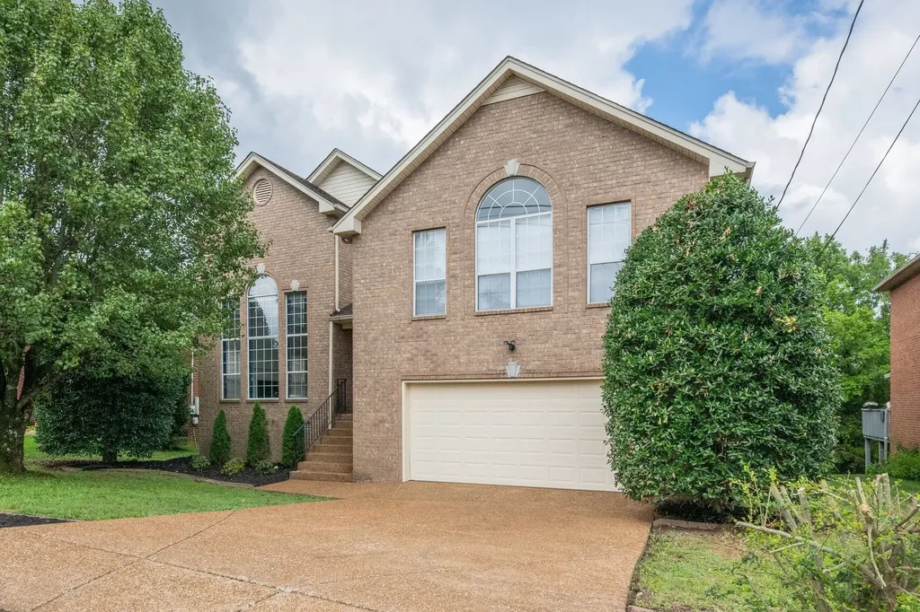 6716 Sugar Hill Drive Nashville TN 37211