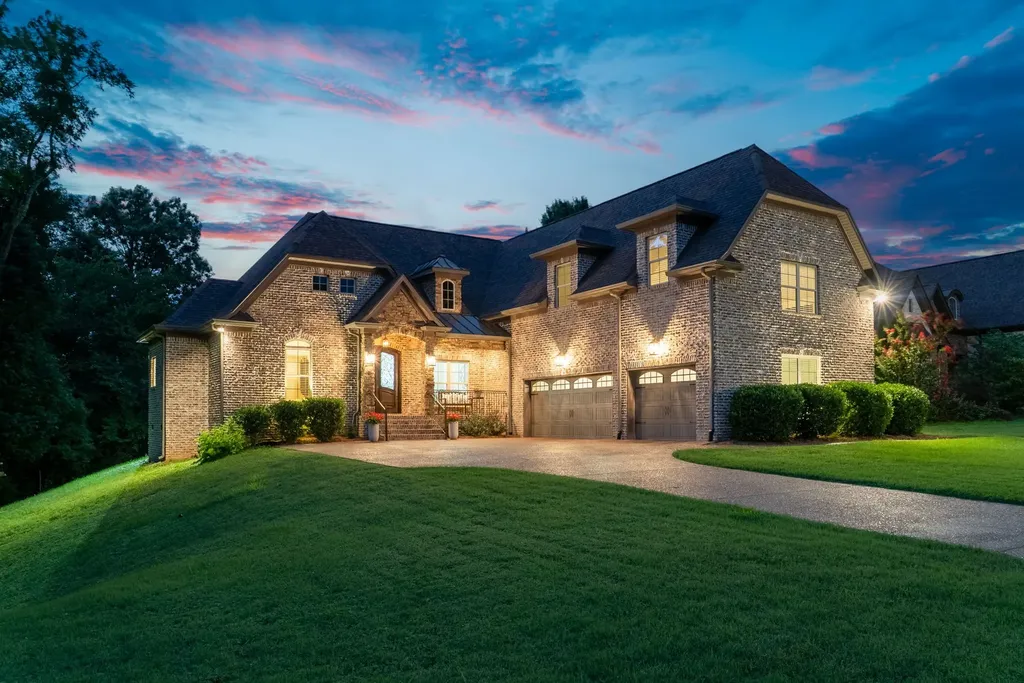 243 Laycrest Drive Mount Juliet TN 37122