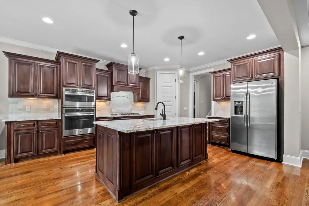 243 Laycrest Drive Mount Juliet TN 37122