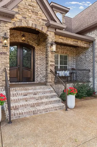 243 Laycrest Drive Mount Juliet TN 37122
