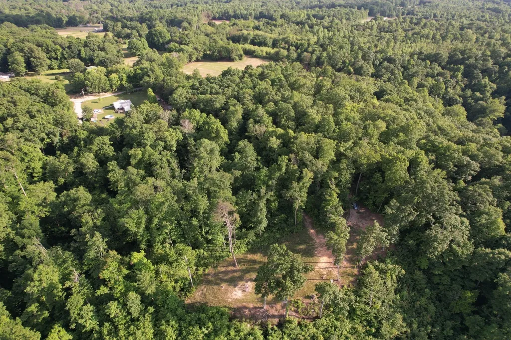 3 Blackberry Road Beersheba Springs TN 37305