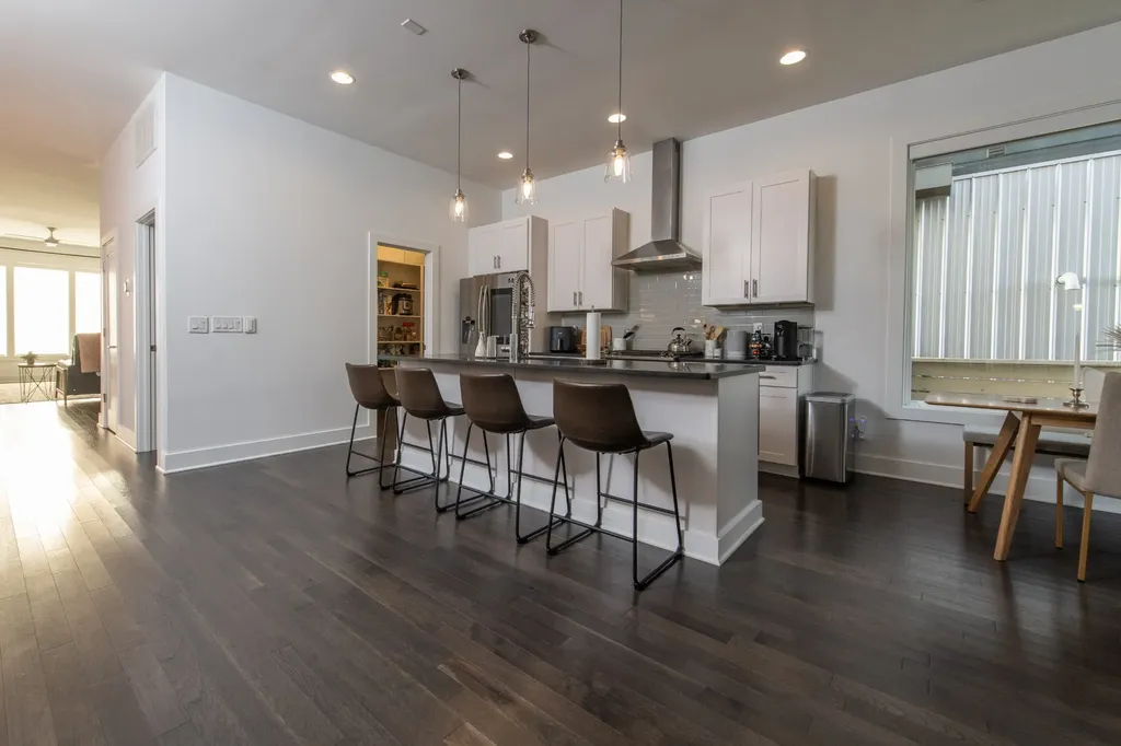 420B 37th Ave, N Nashville TN 37209