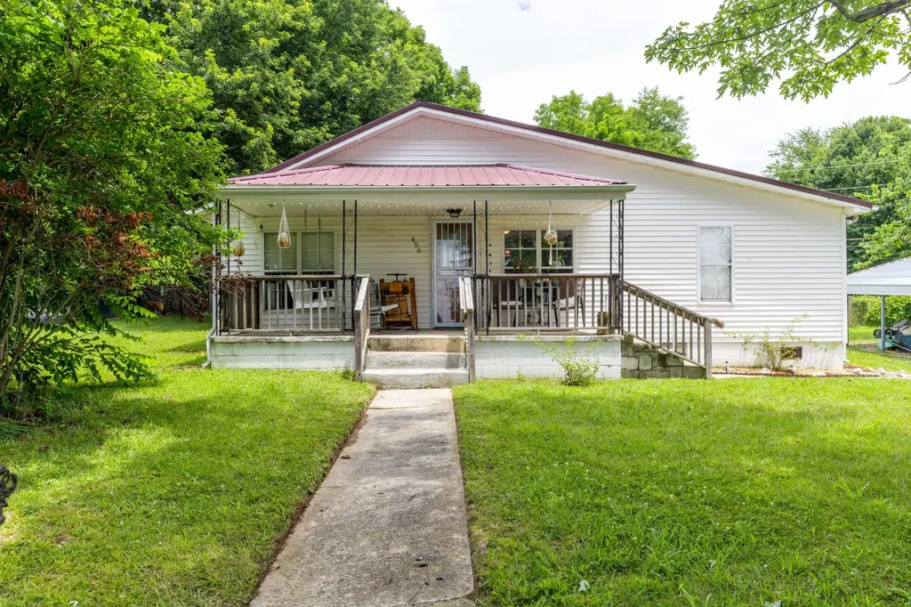 456 Billingsley Street Spencer TN 38585