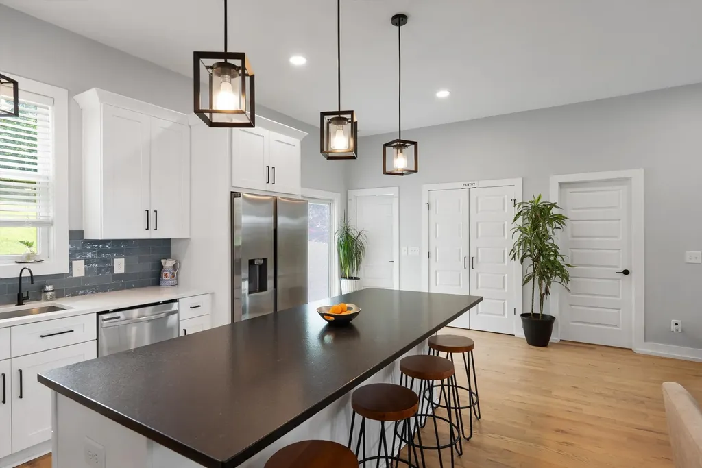 2313 Ilolo Street Nashville TN 37207