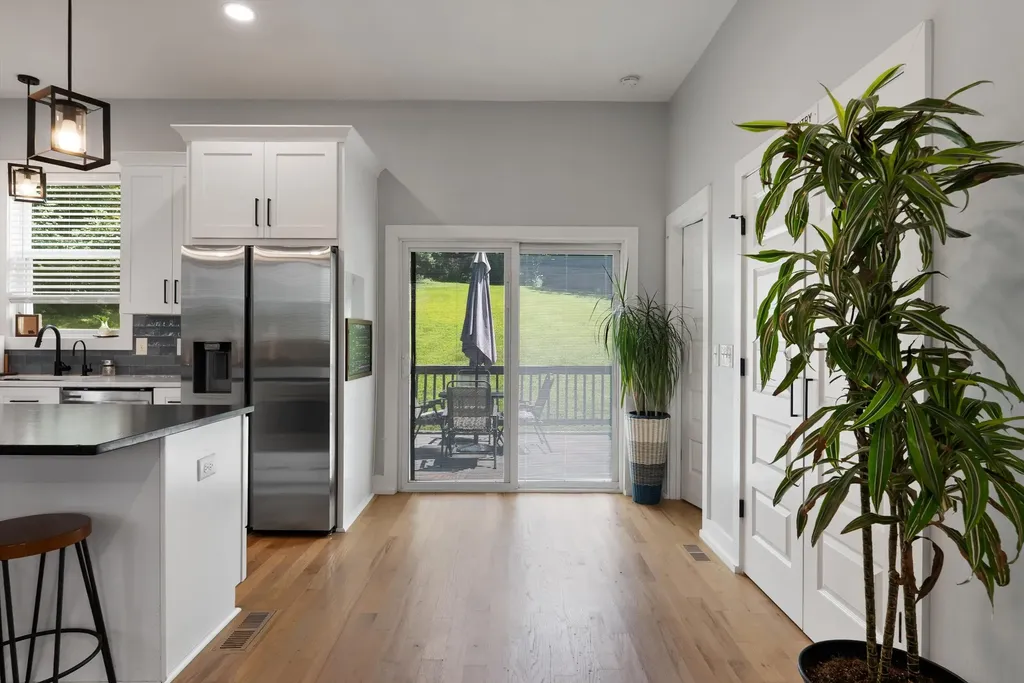 2313 Ilolo Street Nashville TN 37207
