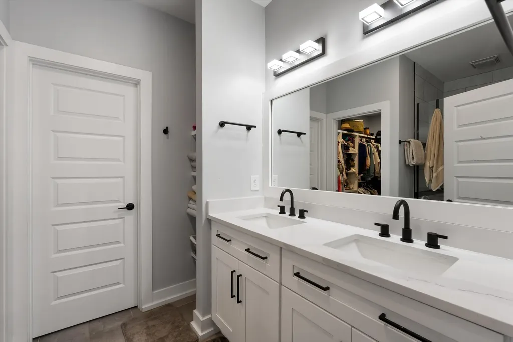 2313 Ilolo Street Nashville TN 37207