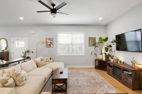 2313 Ilolo Street Nashville TN 37207