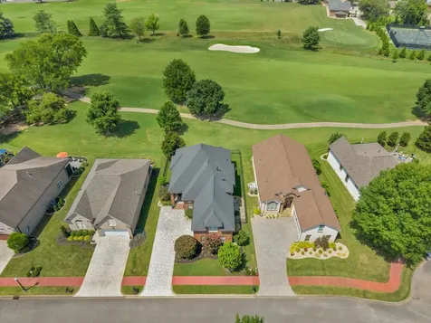 1124 Fairvue Village Lane Gallatin TN 37066