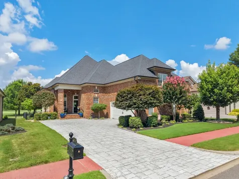 1124 Fairvue Village Lane Gallatin TN 37066