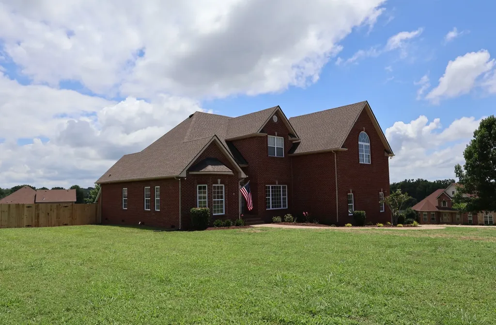 203 James Matthew Lane Mount Juliet TN 37122