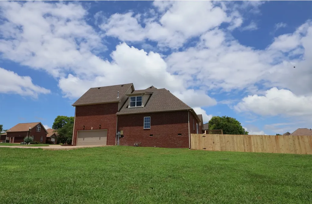 203 James Matthew Lane Mount Juliet TN 37122