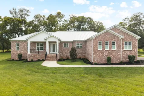 808 N Main Street Mount Pleasant TN 38474