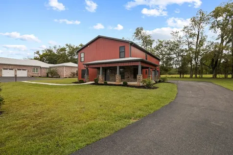 808 N Main Street Mount Pleasant TN 38474